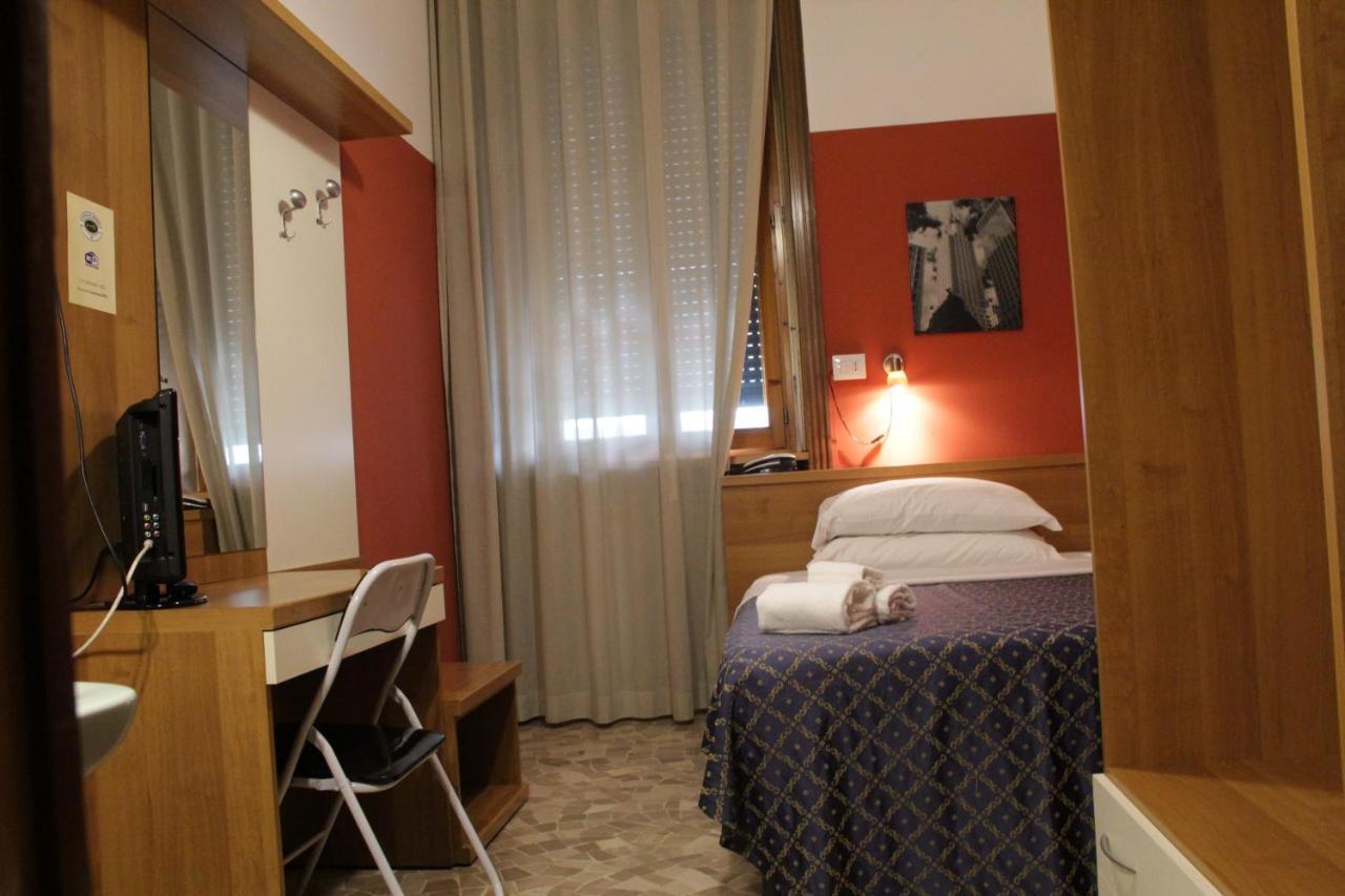 Ca' Grande Hotel Милано Екстериор снимка