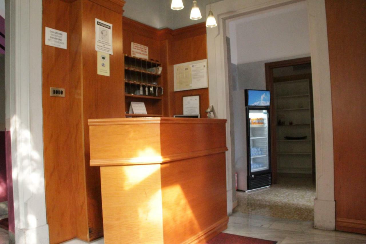 Ca' Grande Hotel Милано Екстериор снимка